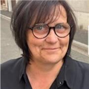 Expérimentée, patiente et à l'écoute, je vous propose mon aide (pour vous accompagner dans votre démarche et vous redonner confiance en vous.
A très bientôt